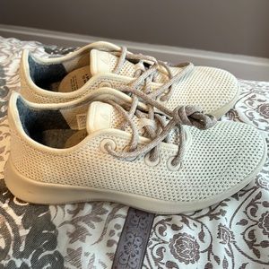 Allbirds tree runners size 7